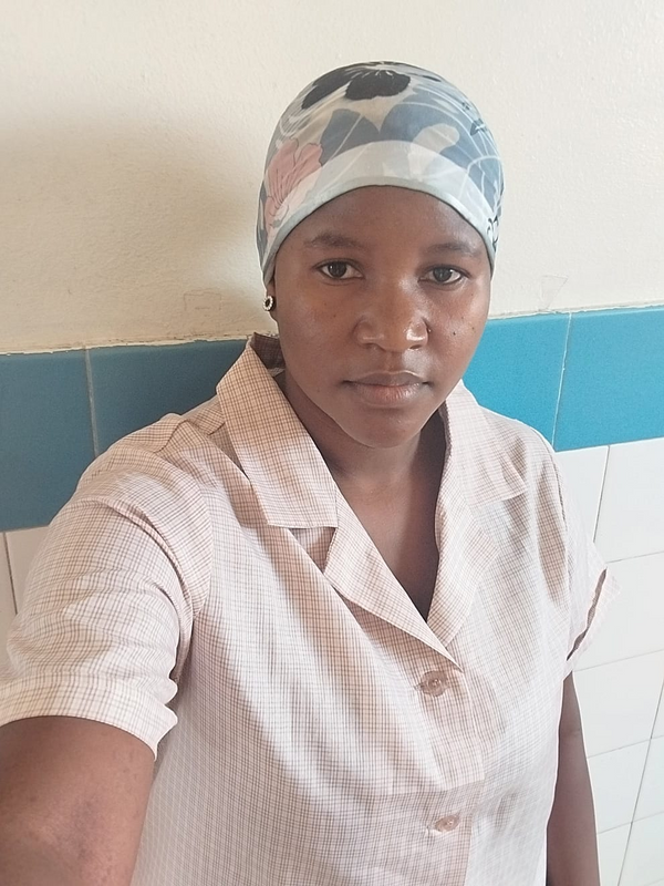 BRENDA, A MALAWIAN MAID IS LOOKING FOR A FULL/PART TIME DOMESTIC AND CHILDCARE JOB.