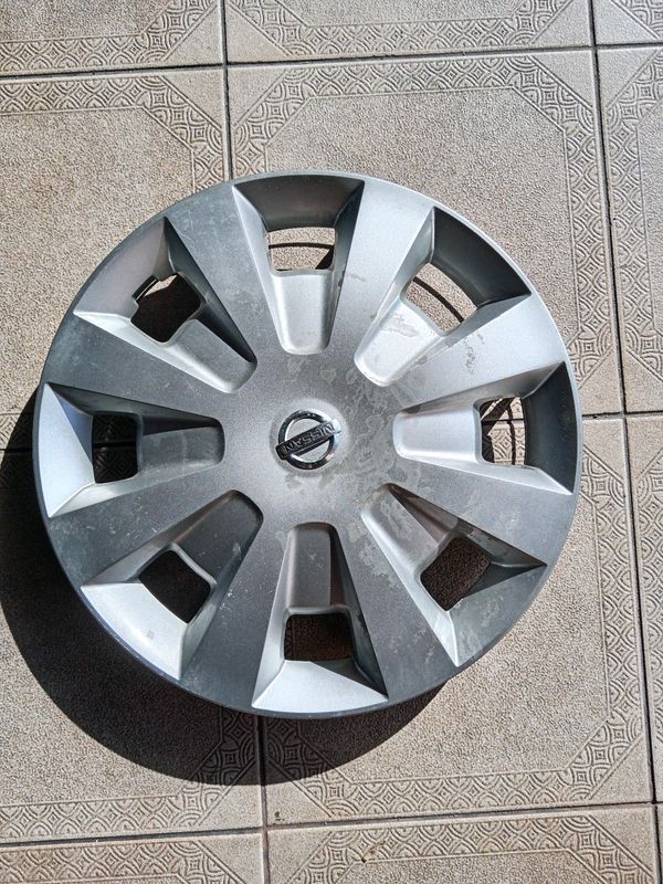 Nissan Tiida hubcap