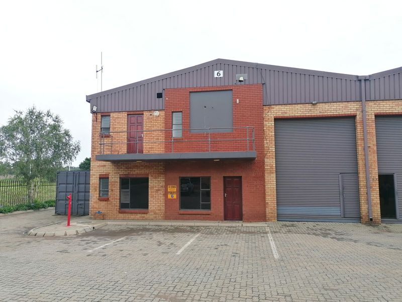 303m² Industrial To Let in Bartlett at R64.00 per m²