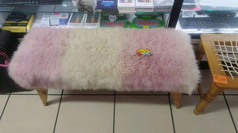 Fluffy bench
