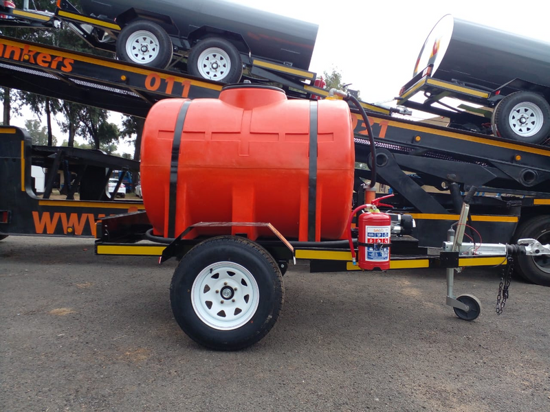 1000 liter plastic fuel tanker