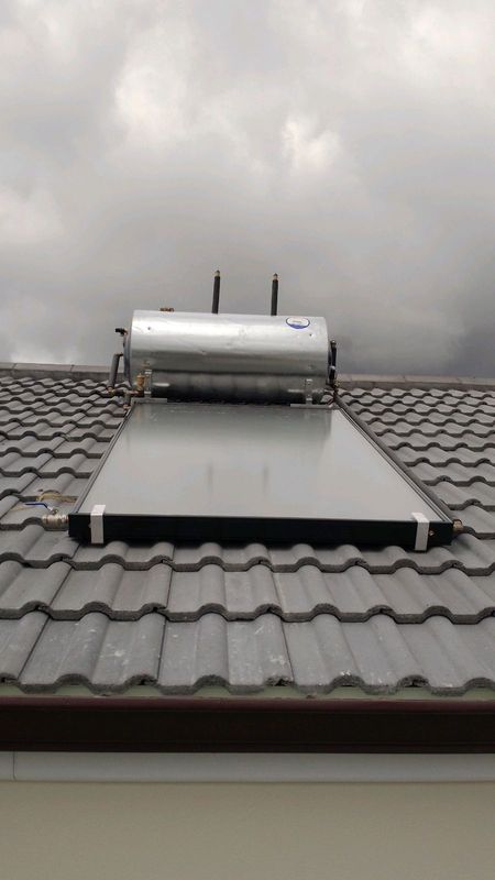 150 liter Solar Geyser Close Couple System - Observatory - Western Cape Plumbers
