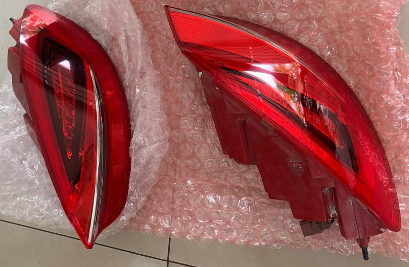 Porsche 981 Boxster / 981C Cayman rear taillights for sale