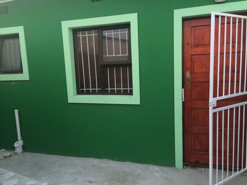 Flat to Rent for R2200