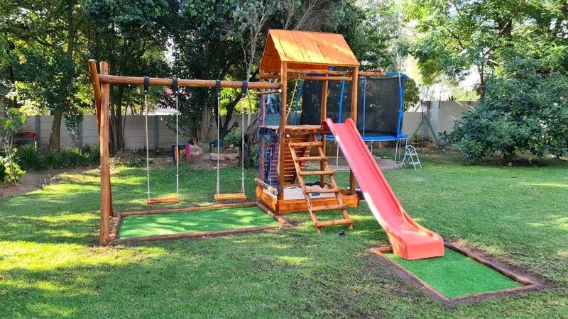 Jungle gyms for sell cost 45000