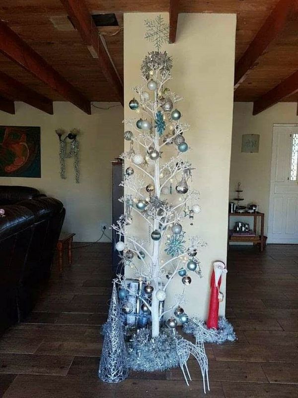 UNIQUE CHRISTMAS TREES