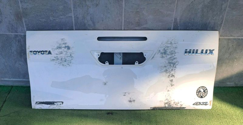 Toyota hilux gd6 tailgate