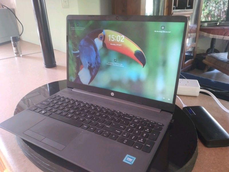 HP 250 G9 256GB Laptop