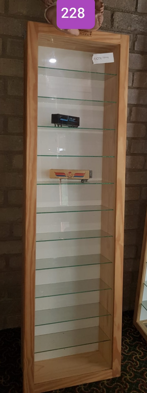 Display Cabinet 1444 high x 420 for model cars