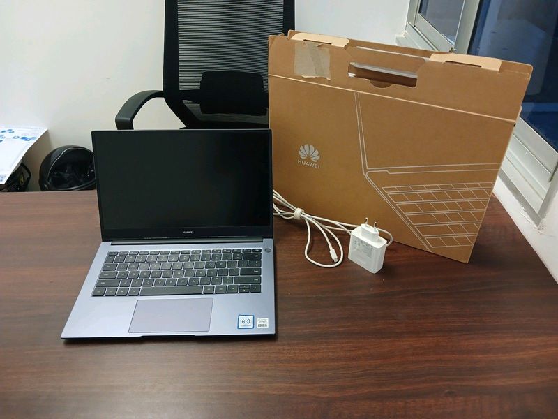 Huawei MateBook D 14 Core i5 8GB 512GB 14&#34; Laptop