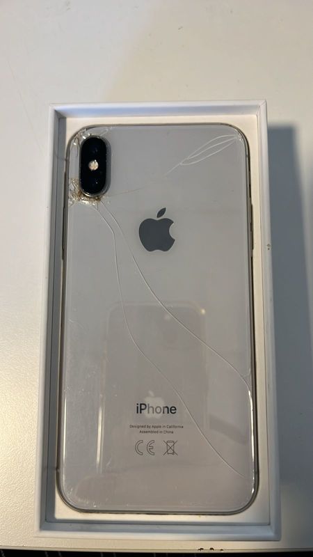 iPhone X Silver 256GB