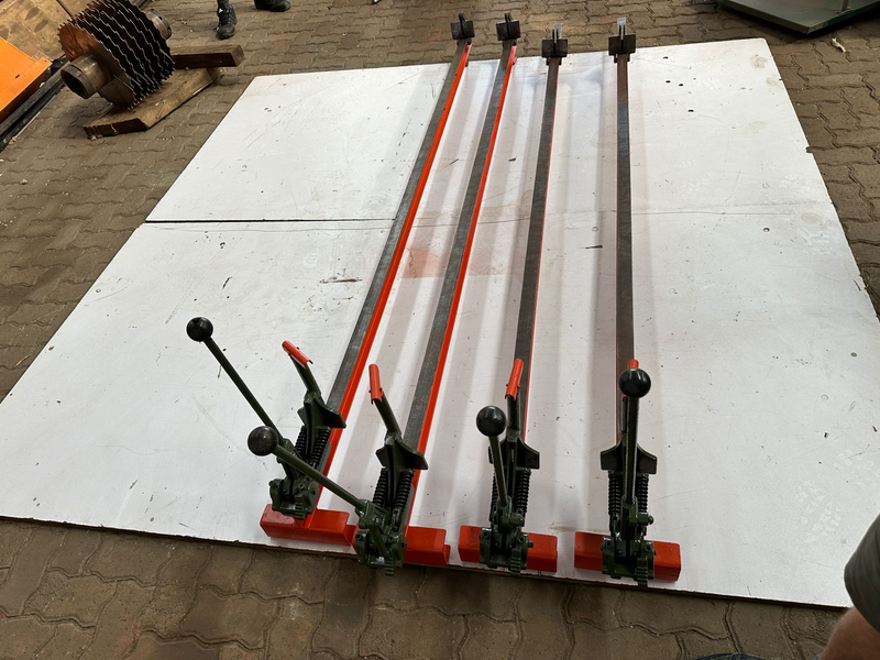 2.3M INDUSTRIAL WOOD CLAMP