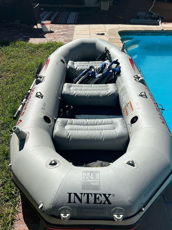 Intex Mariner 4 Inflatable Boat