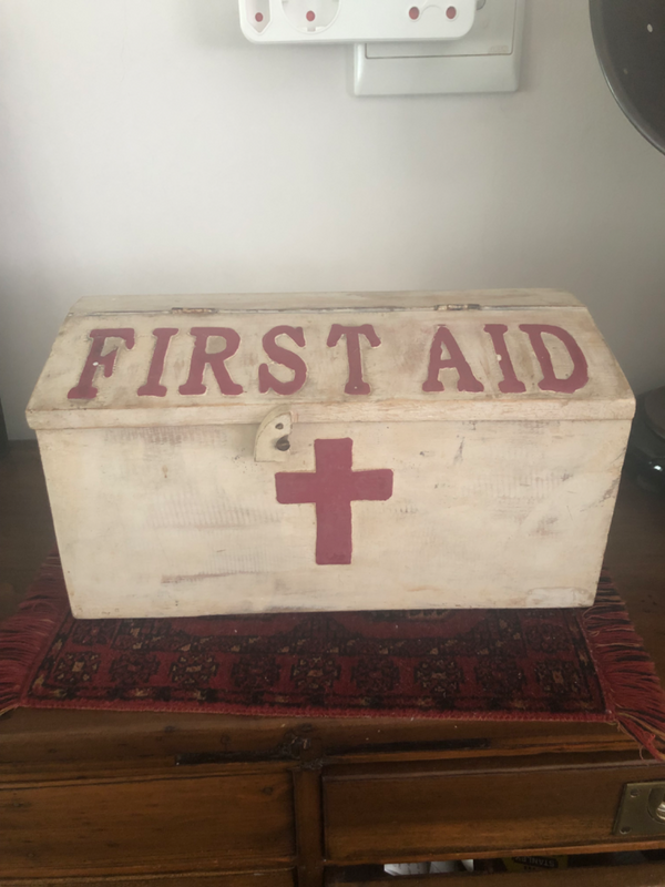 VINTAGE WOODEN FIRST AID BOX . WITH RELIEF WORK