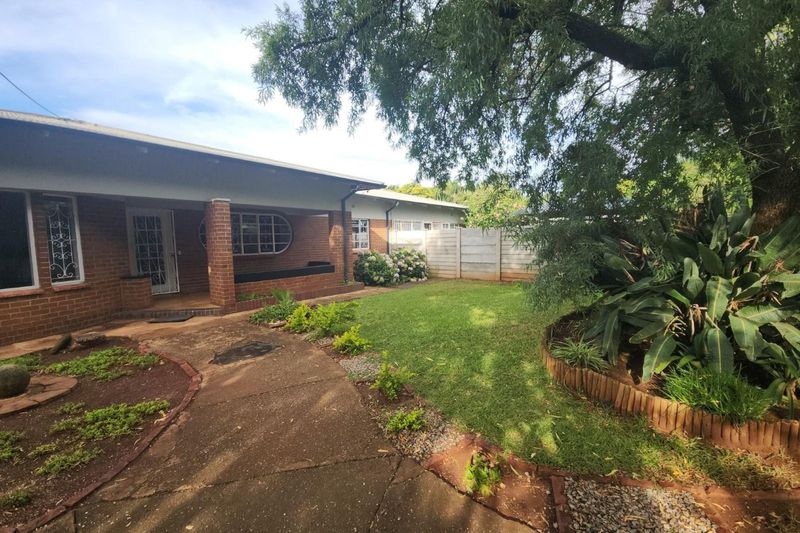 3 Bedroom House To Rent Waverley Pretoria