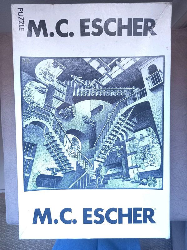 Challenging 1000 piece M.C. Escher jigsaw puzzle - Relativita