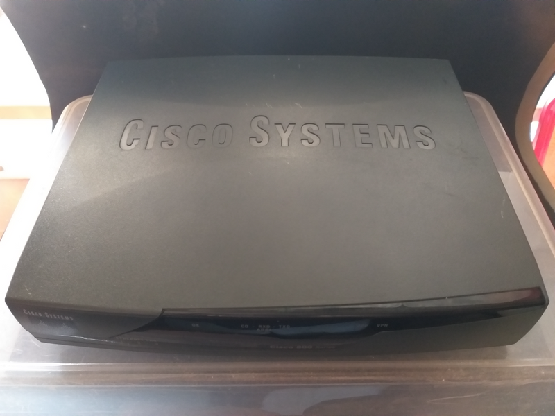 Cisco 877 Router switches for sale