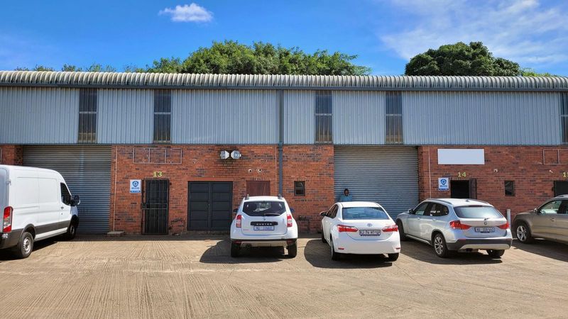 446sqm Mini Factory To Let in Waterfall | Swindon Property