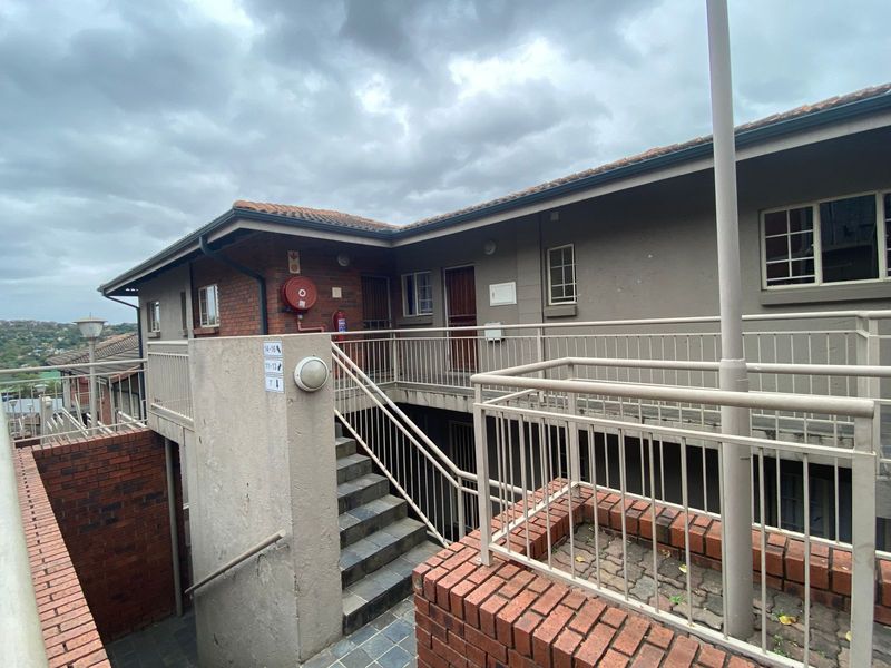 Perfectly situated 2 bedroom apartment for sale in the popular Sonheuwel area in Nelspruit