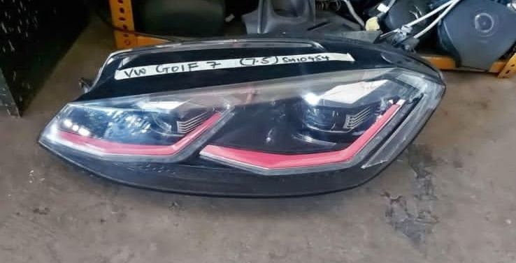 Left side VW golf 7.5 GTi headlights available
