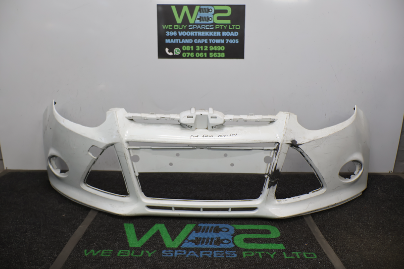 Ford Focus 2014-2016 White Front Bumper