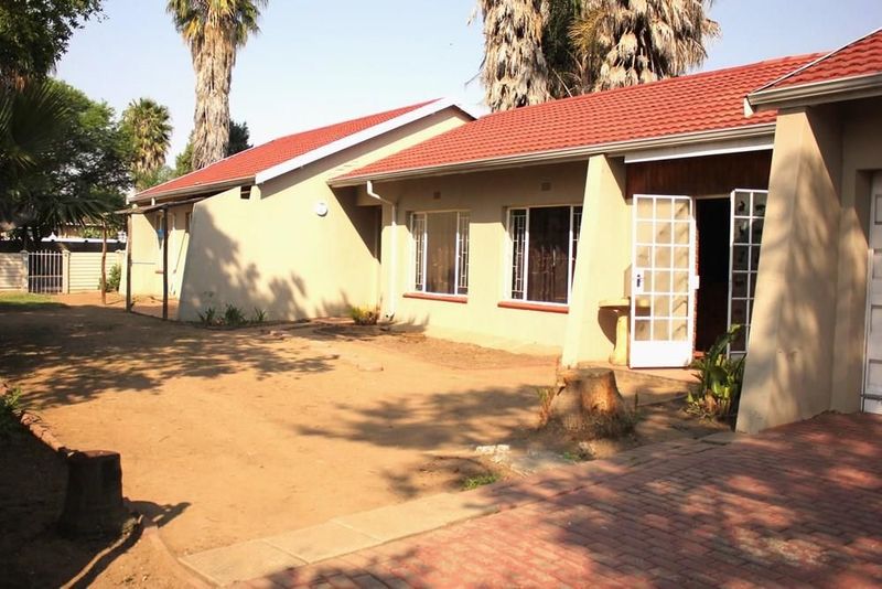 Explore the epitome of comfortable living in this delightful 3-bedroom house for sale