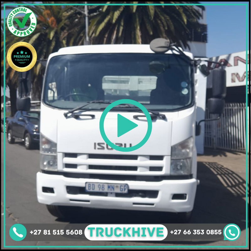 2011 ISUZU - 8 TON CATTLE BODY TRUCK FOR SALE