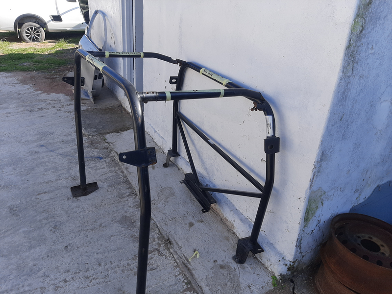 2009 Ford Ranger Double cab Roll bar cage