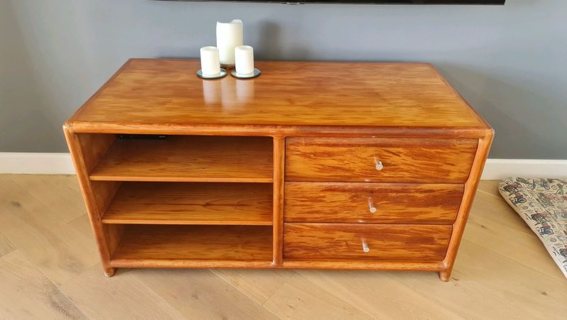 Cherry wood tv unit