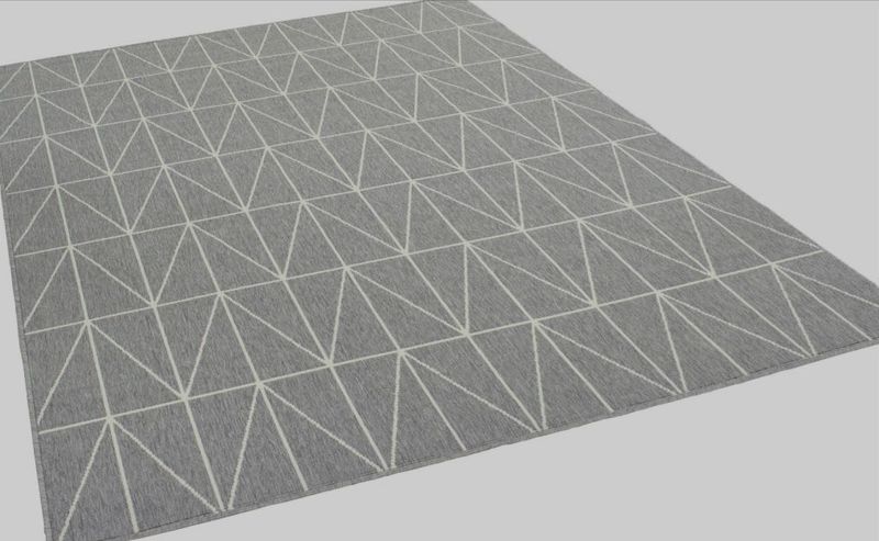 Grey carpet/rug