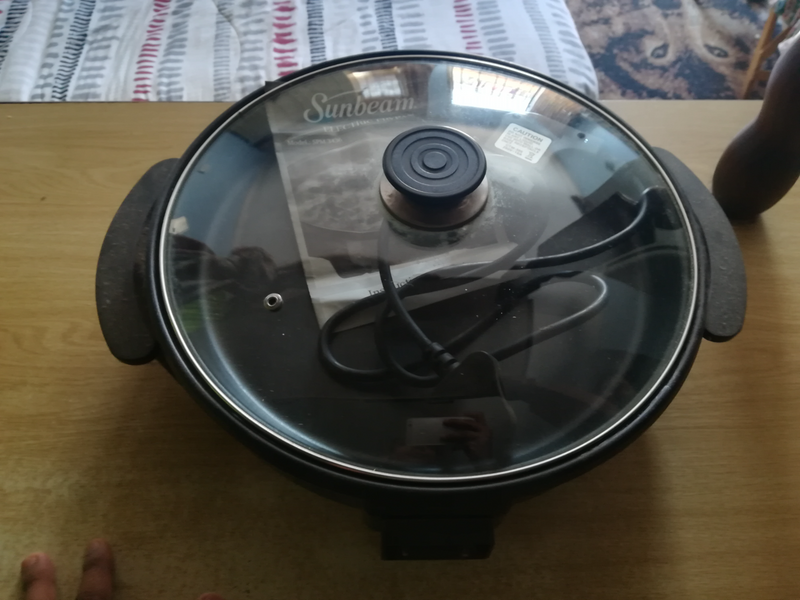 Sunbeam electric frying pan