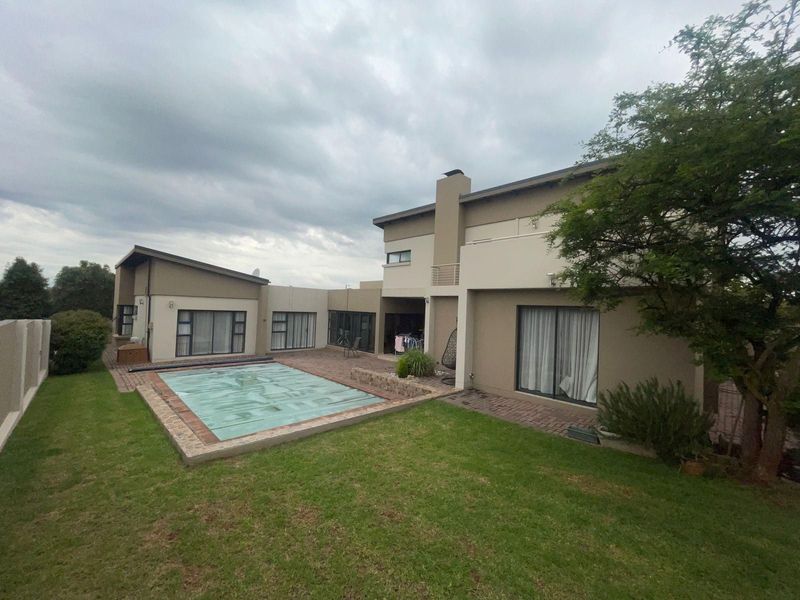 Modern Family Home for sale in secure estate.