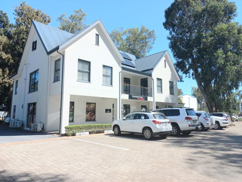 Commercial property to rent in Paardevlei