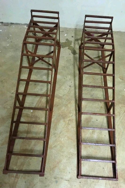 PAIR NEW CAR RAMPS FOR SALE