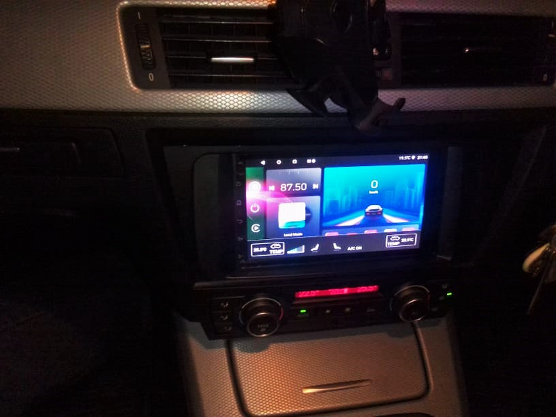 BMW 3 SERIES E90 7 INCH TOUCHSCREEN ANDROID MEDIA PLAYER