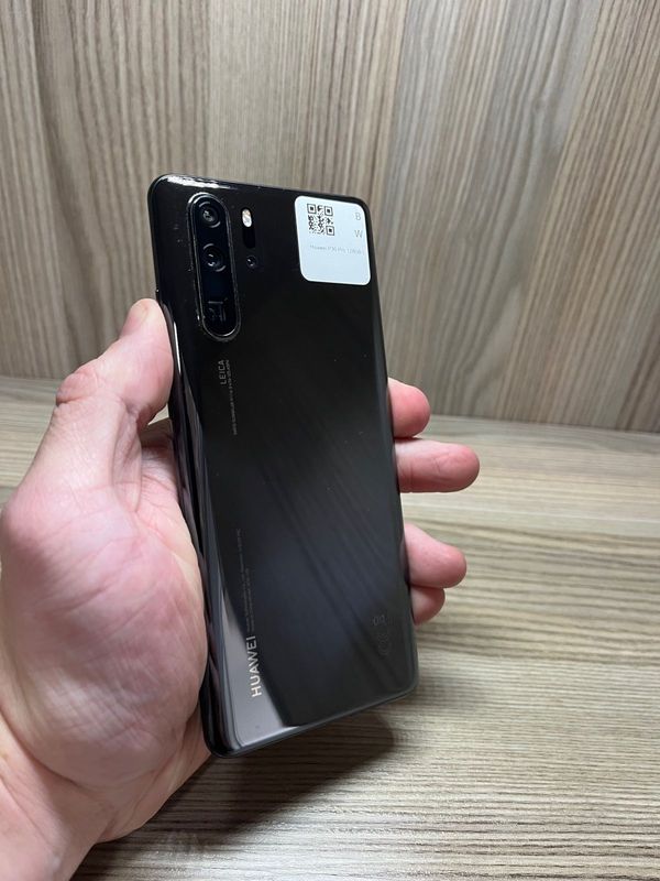 Huawei P30 Pro 128 GB Available - (Flawless condition) (R4500)