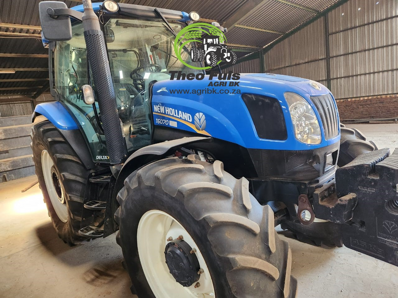 2021 New Holland T6070