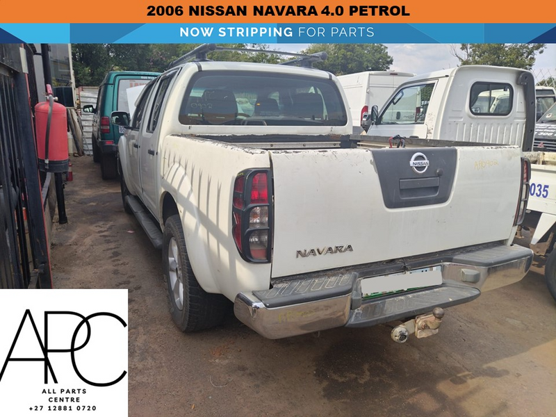 Nissan Navara 4.0 petrol stripping for spares
