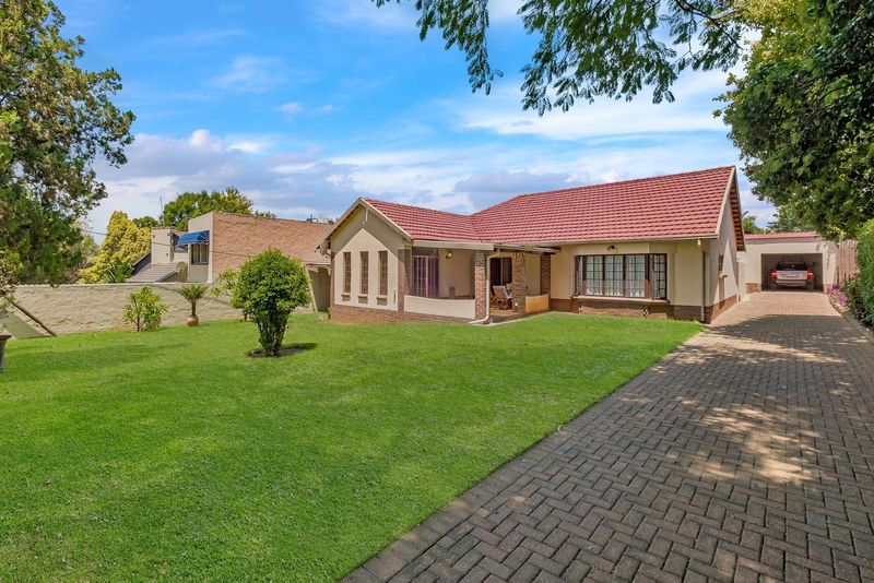 Captivating Family Home with Business Potential!