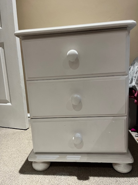 Pedestal Chest Of Draws Solid Wood White.