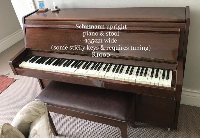 Schumann upright piano