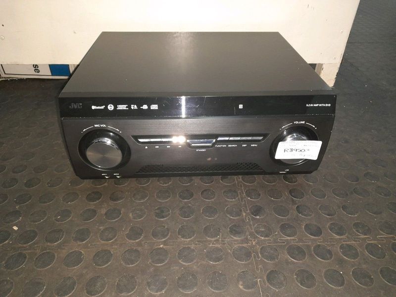 JVC Amp with Remote 96Apr24