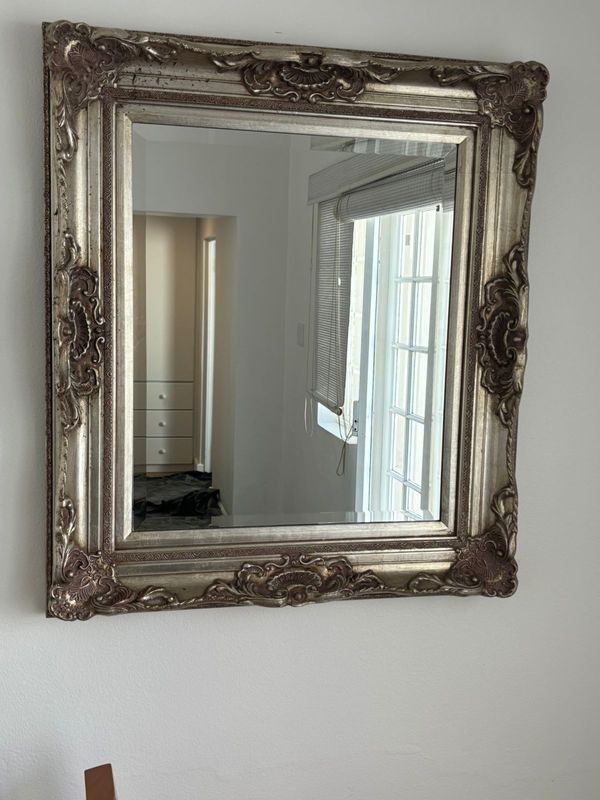 VINTAGE INSPIRED MIRROR included frame