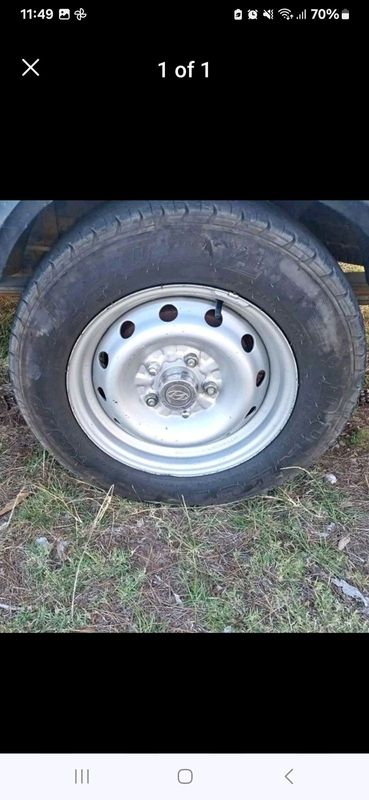 H100 rims and tyres Rim R1700