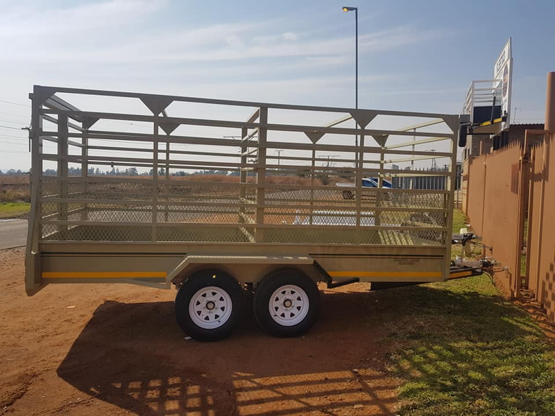Fleetco 4m double axel with double brake 2.5 ton cattle trailer