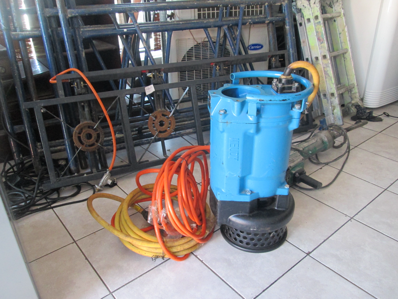 MEUDY KBZ611 SUBMERSIBLE INDUSTRIAL PUMP IN GOOD CONDITION
