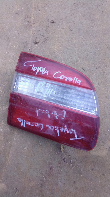 2000 Toyota Corolla Right Inner Taillight For Sale.
