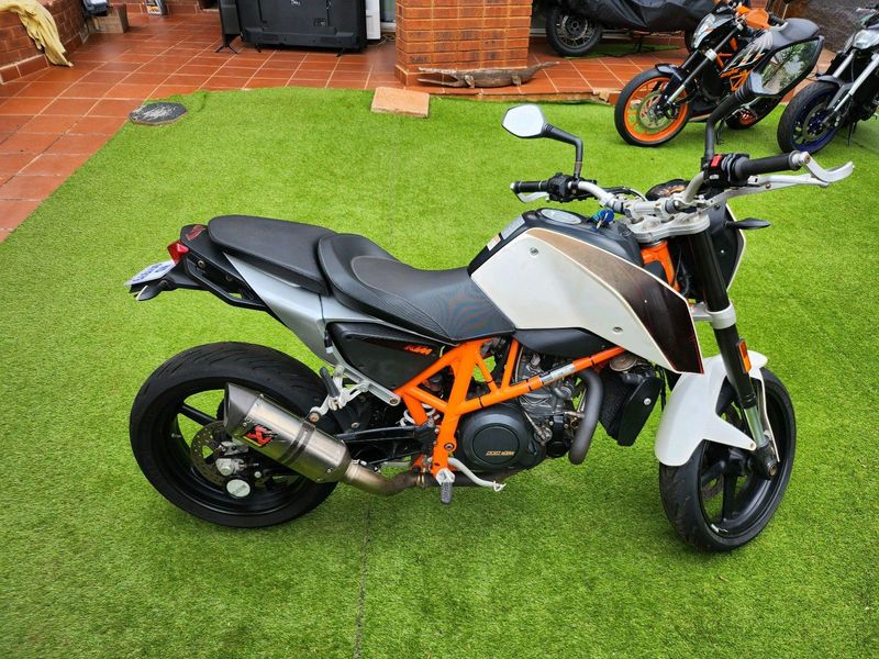 2012 KTM 690 DUKE