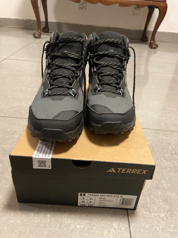 Women&#39;s adidas Terrex AX4 Mid GORE-TEX Hiking Boots