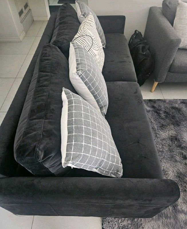 2x Sofas (Used) Both for R6600